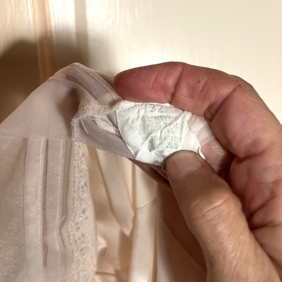 Vintage slip, size 32 - Picture 5 of 5